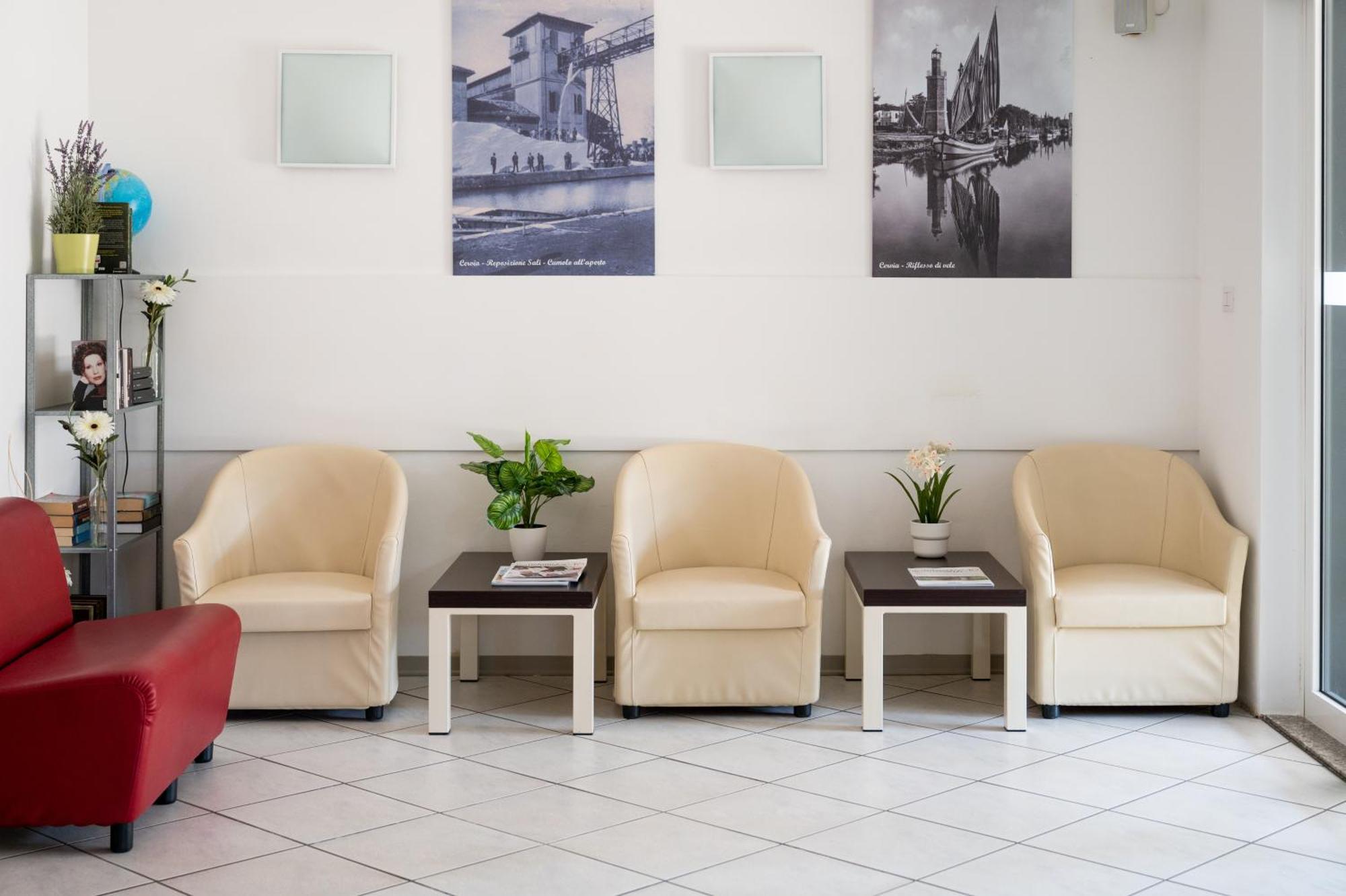 Hotel Chery Milano Marittima Buitenkant foto